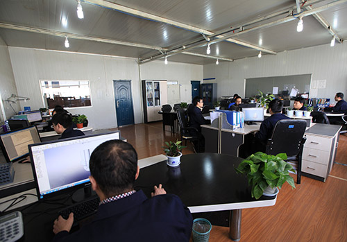 辦公(gōng)室工作(zuò)場景1-航(háng)天泵閥(fa)