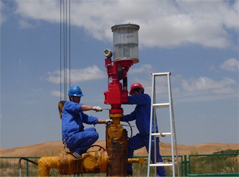遠程(cheng)智能氣井泡沫(mo)排水加注裝置(zhi) 遠程智能(neng)氣井泡沫排水(shuǐ)加注裝置