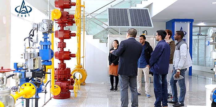 航天泵(beng)閥産品(pǐn)展示 (5) 航(hang)天泵閥(fa)産品展(zhǎn)示 (5)