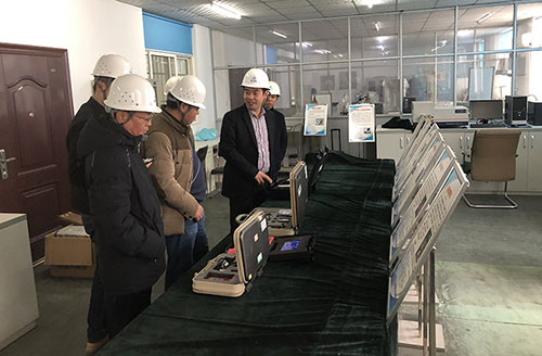 航天泵閥現(xian)場參觀1 航天(tian)泵閥現場參(can)觀1