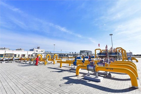 油田現場 油田(tián)現場